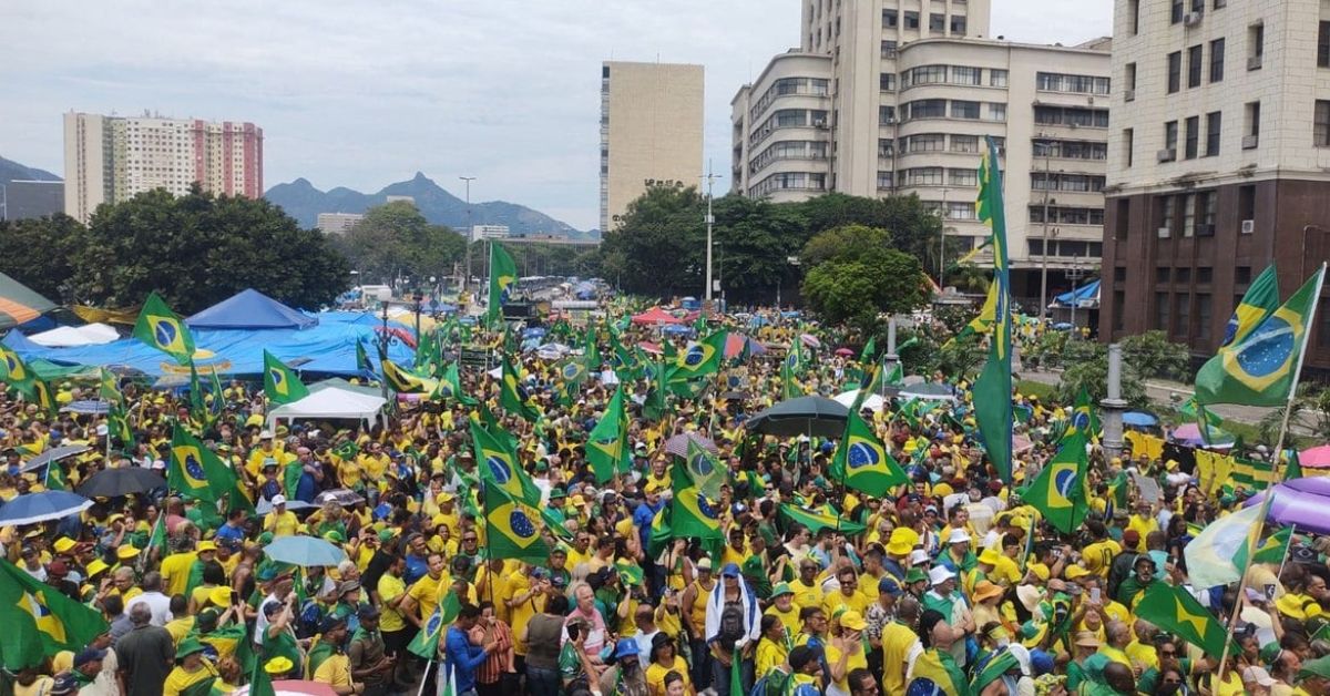 Protestos contra Lula