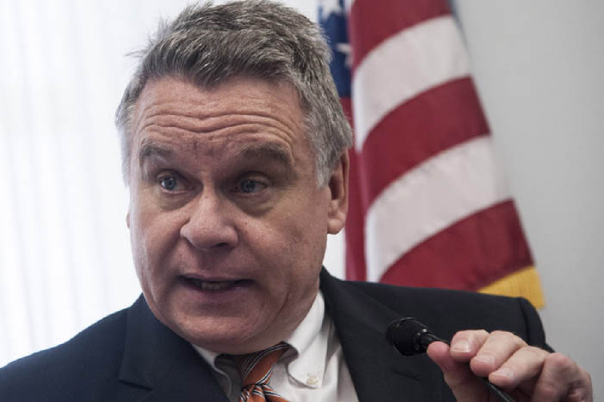 China sanctions Chris Smith in response to U.S. human rights penalties -  POLITICO