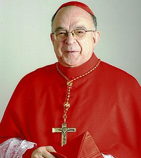 Foto de Dom Raymundo Damasceno Assis nas roupas de cardeal. Imagem: Arquidiocese de Olinda e Recife.