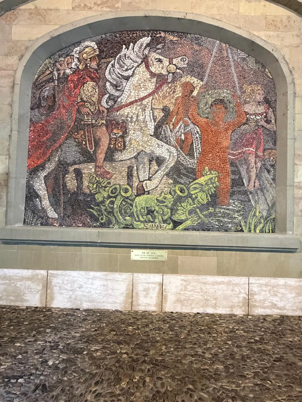 Mural retratando a chegada de Roma à região