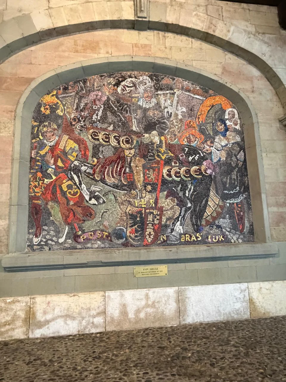 Mural mostrando o momento em que a cidade de Genebra decidiu acolher os protestantes