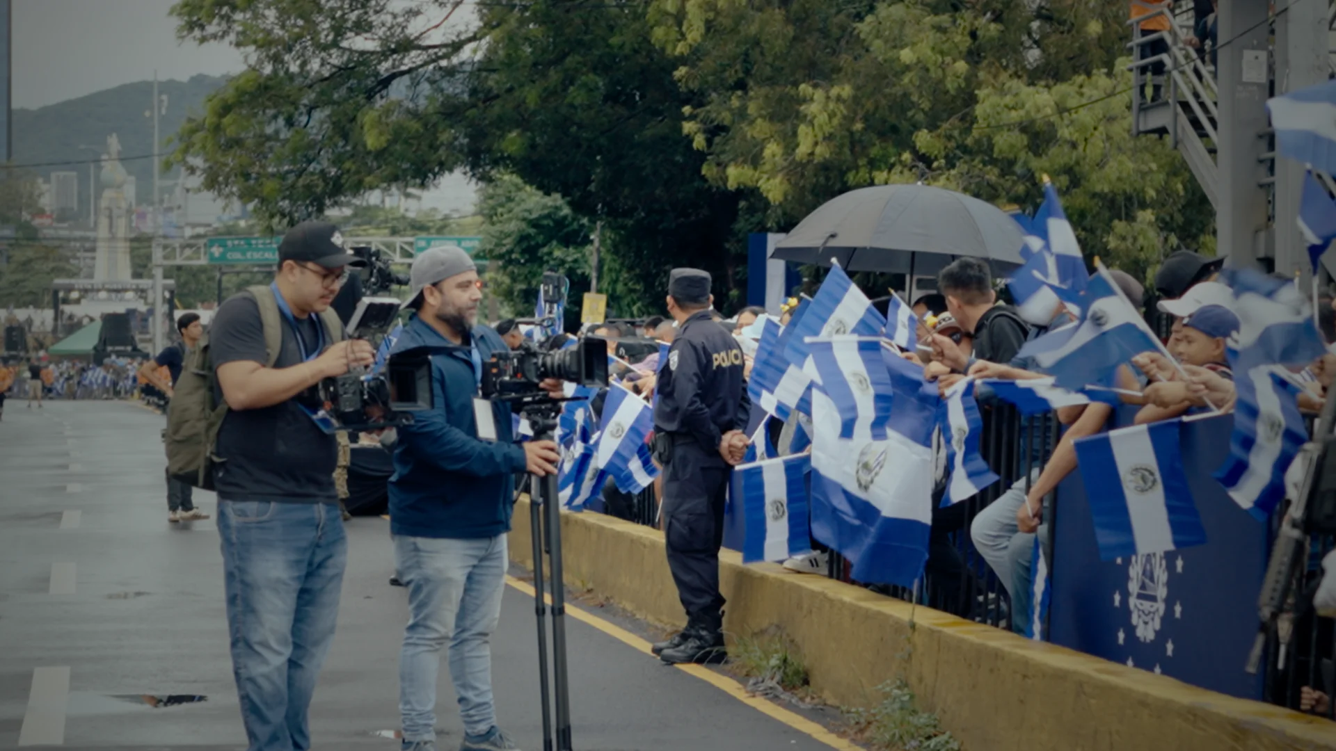 A Brasil Paralelo esteve em El Salvador para coletar imagens exclusivas para seu novo documentário.