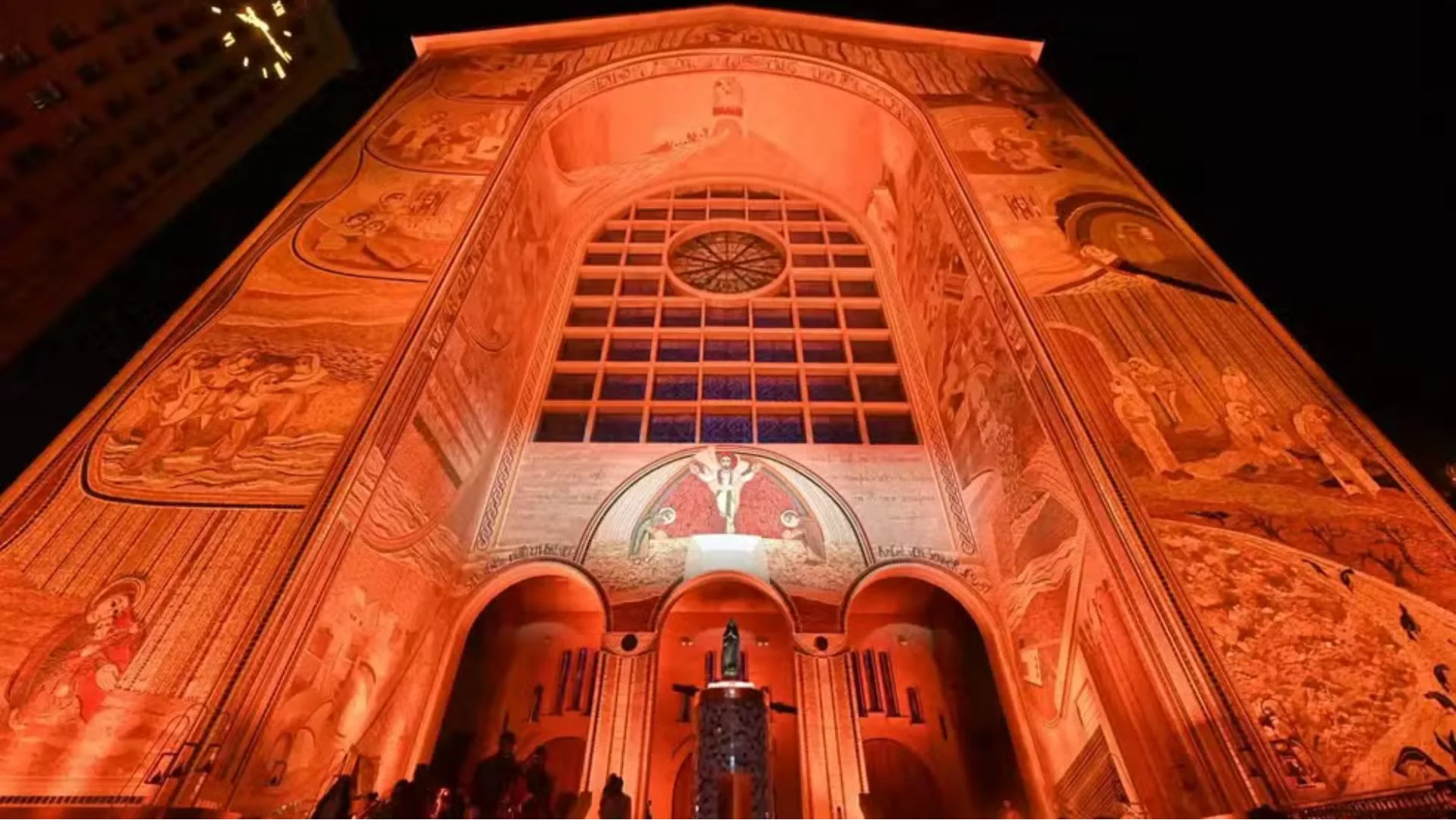 nova fachada do Santuário de Aparecida