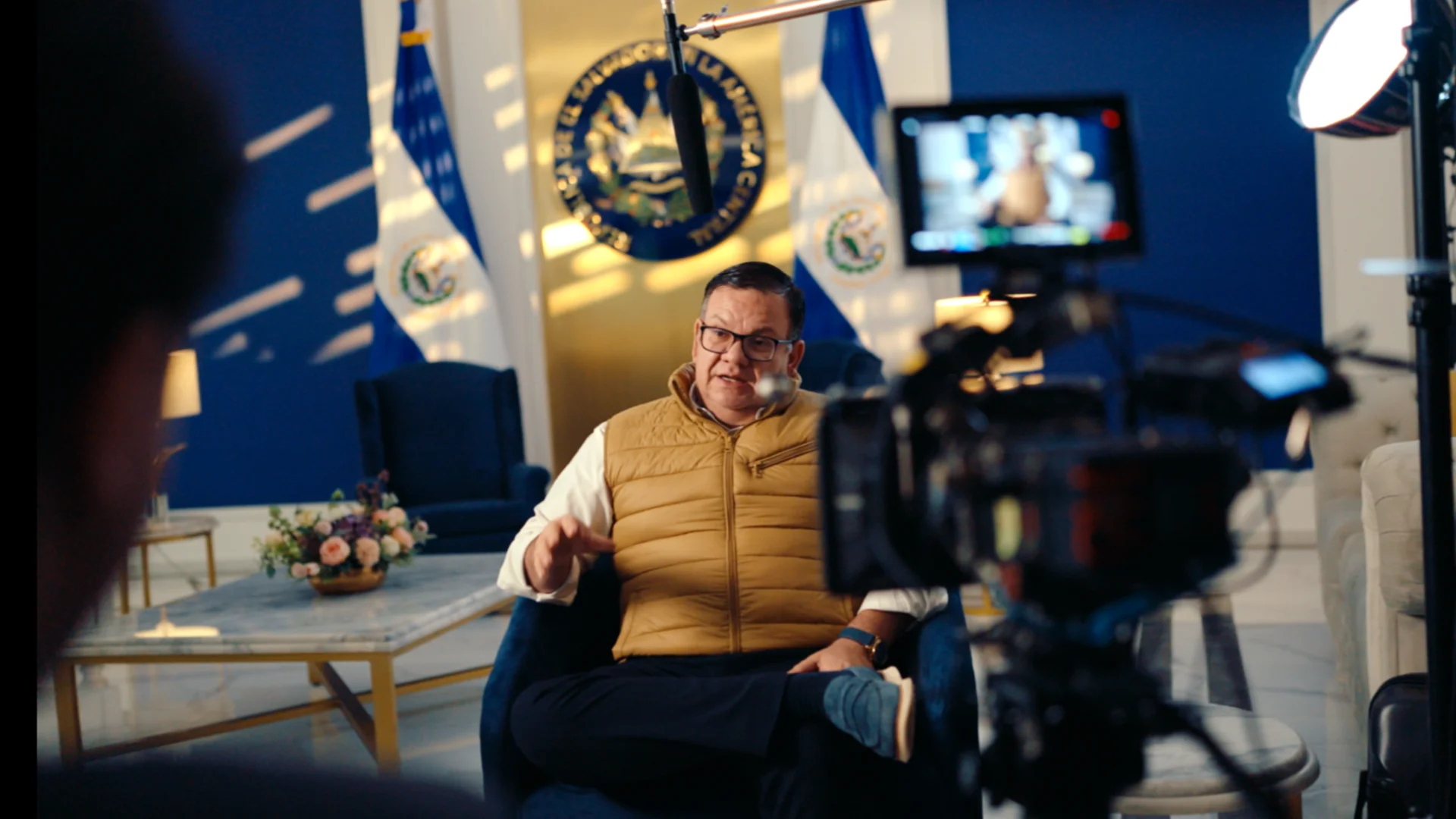 Christian Guevara, chefe da bancada do Partido Nuevas Ideias do atual presidente Bukele em entrevista exclusiva à Brasil Paralelo.