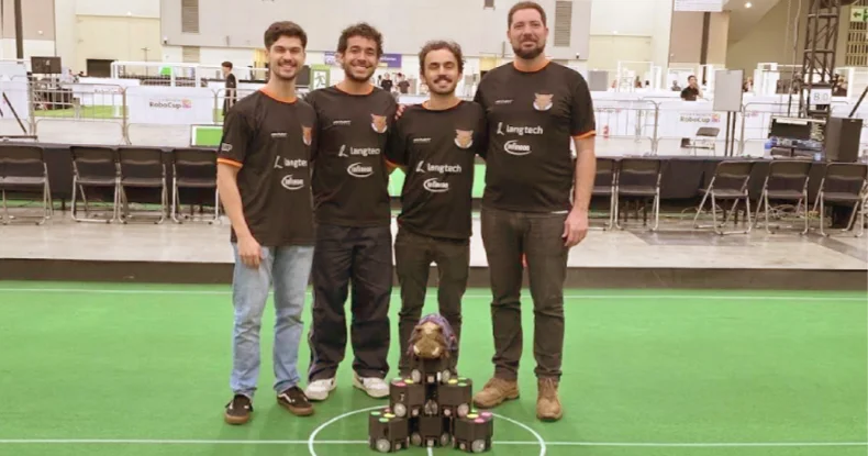 Brasileiros vencem americanos em competição de robótica e IA