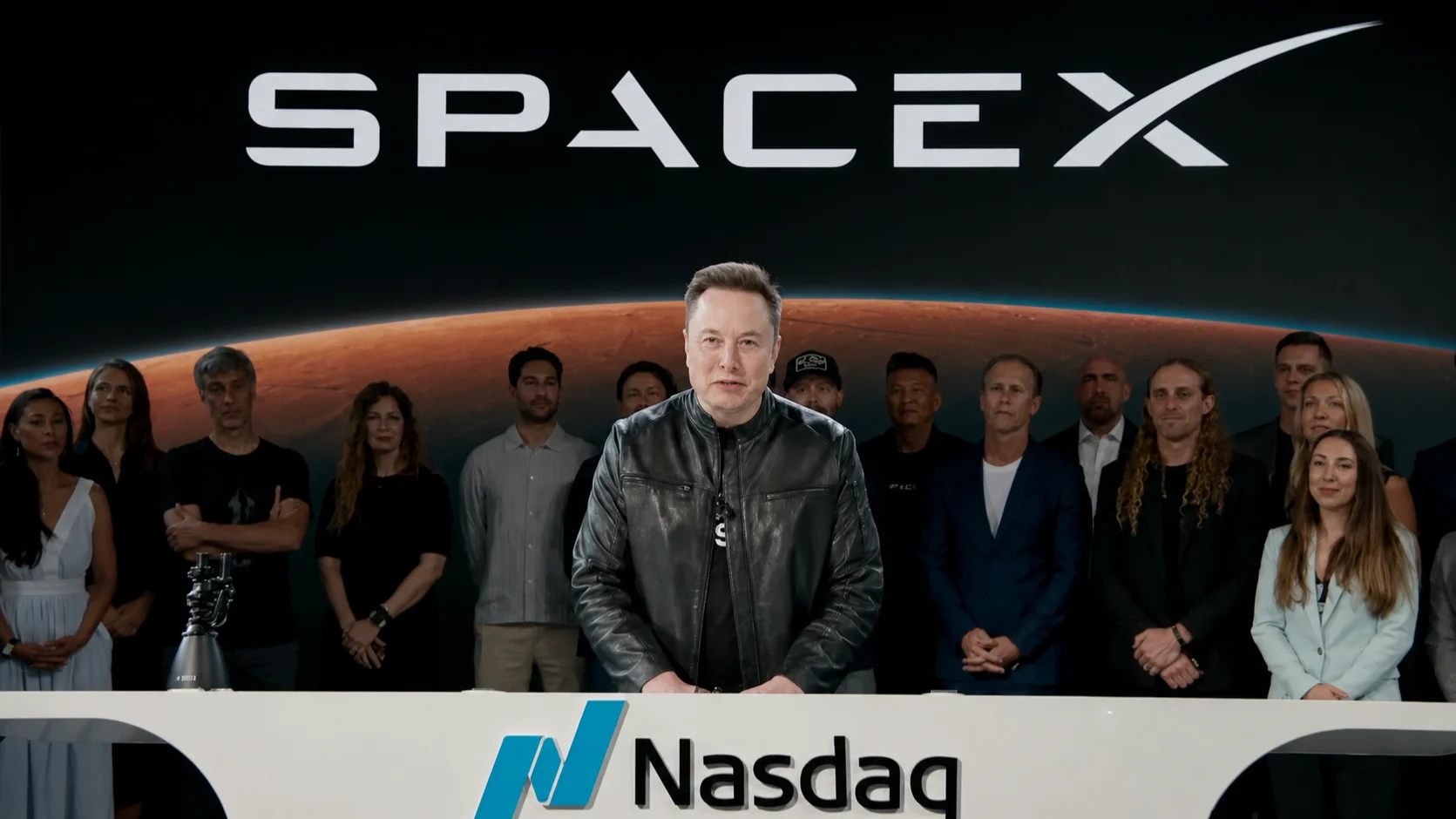 Elon Musk torna-se o primeiro trilionário após IPO recorde da SpaceX